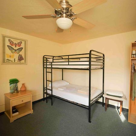 Ashland Commons Hostel Exterior photo