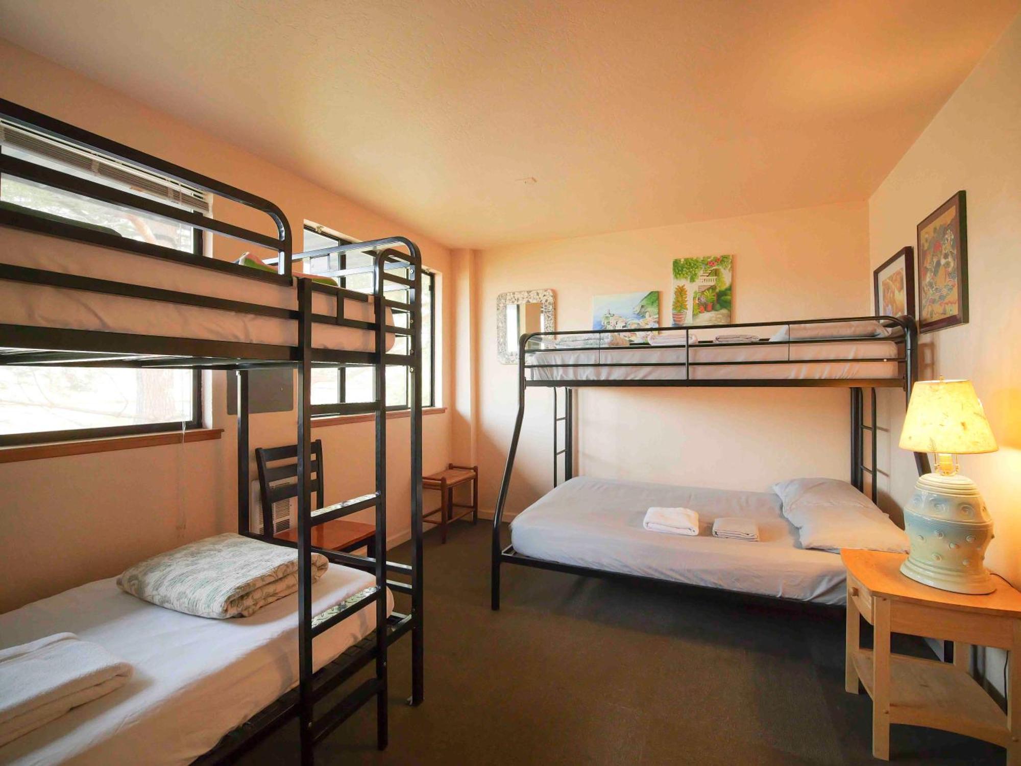 Ashland Commons Hostel Exterior photo
