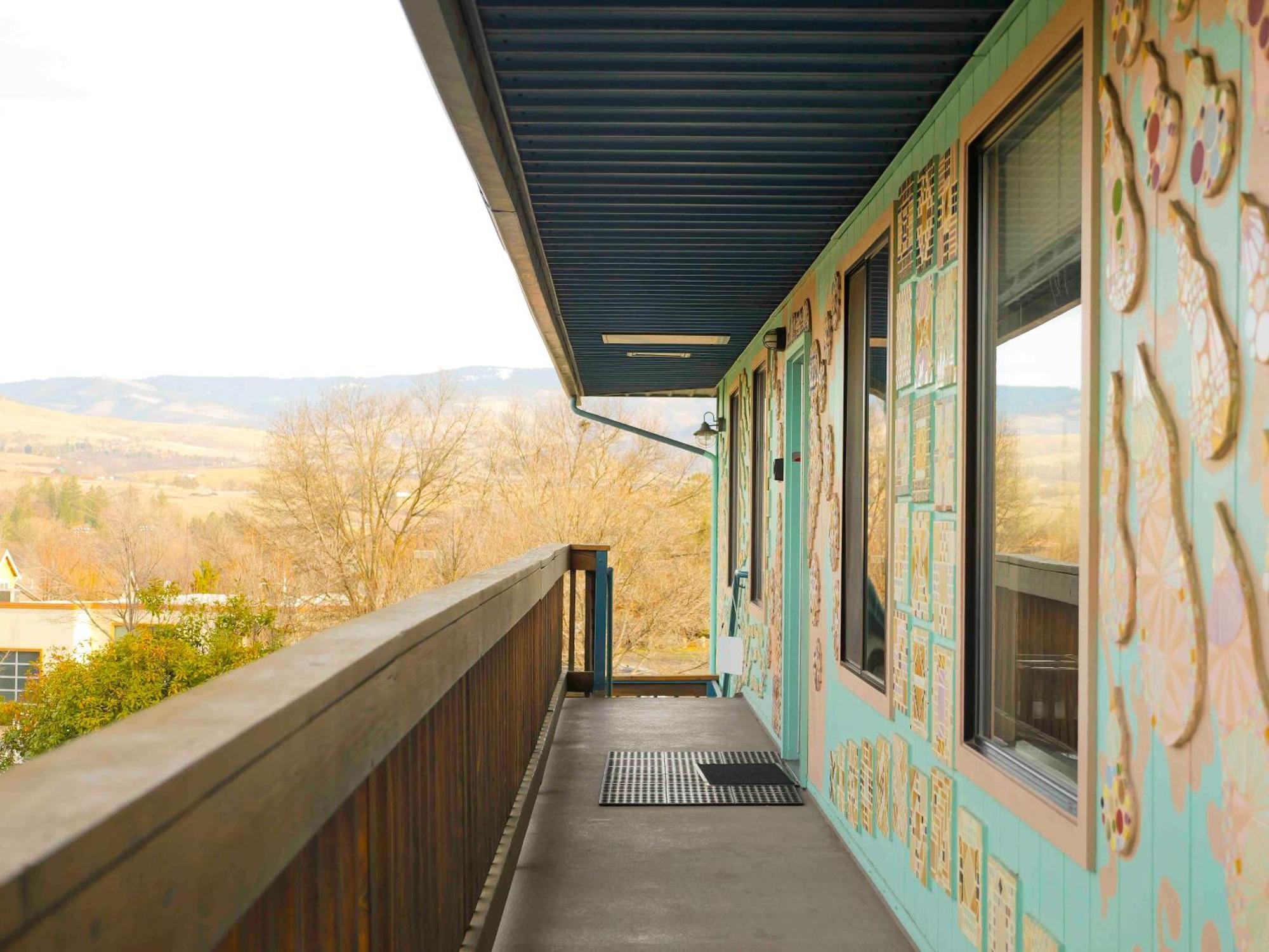 Ashland Commons Hostel Exterior photo
