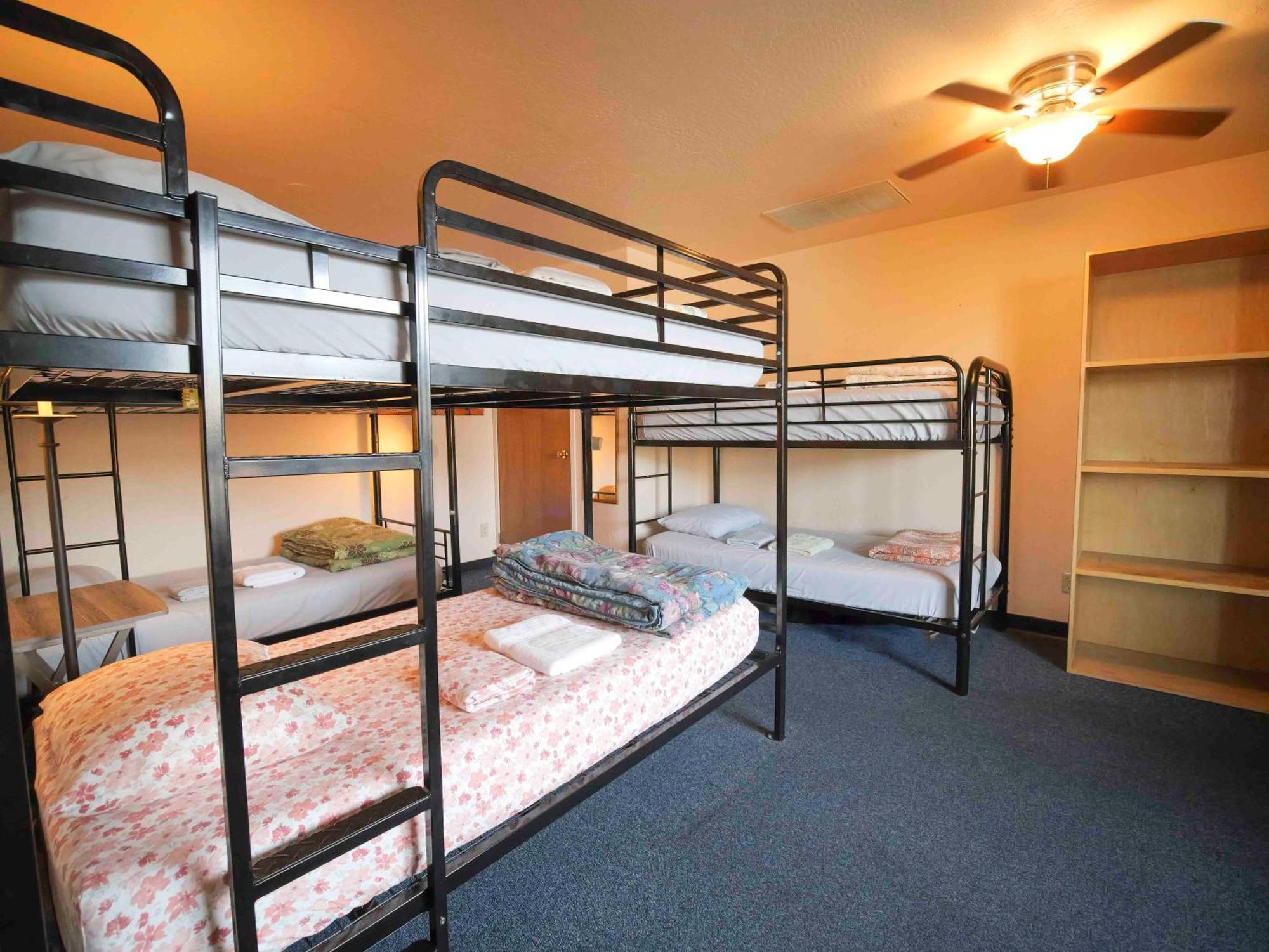 Ashland Commons Hostel Exterior photo