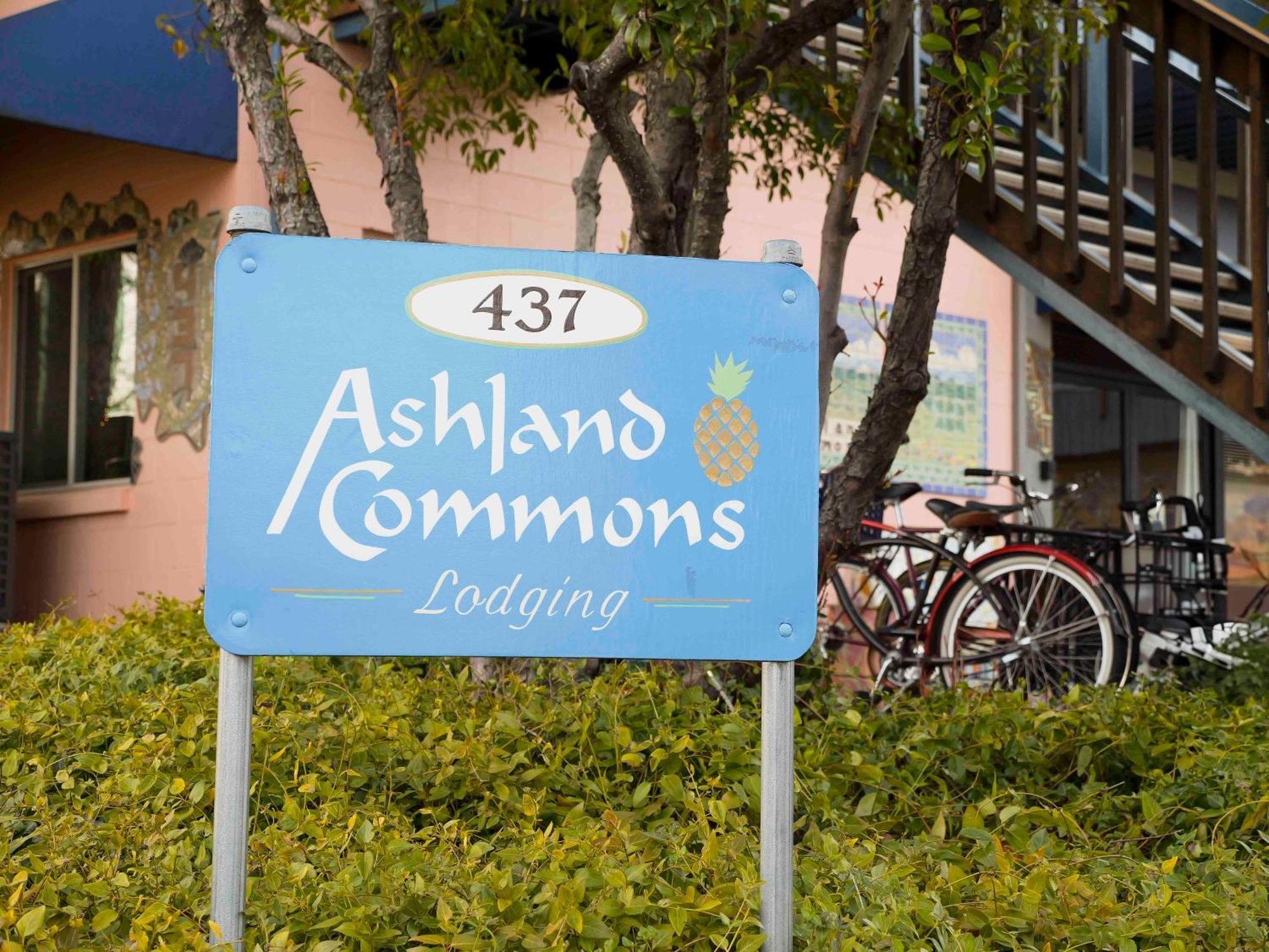 Ashland Commons Hostel Exterior photo