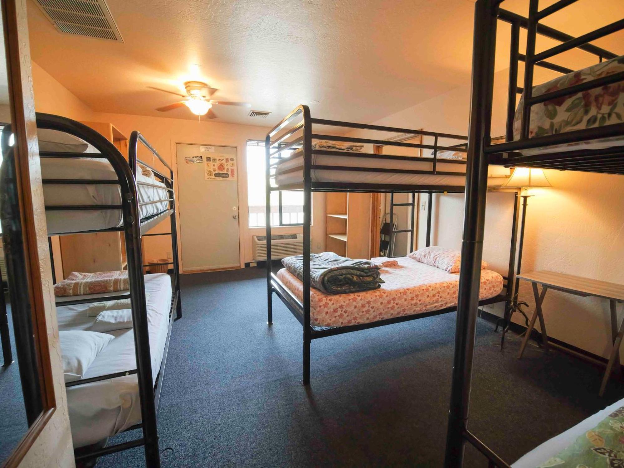 Ashland Commons Hostel Exterior photo