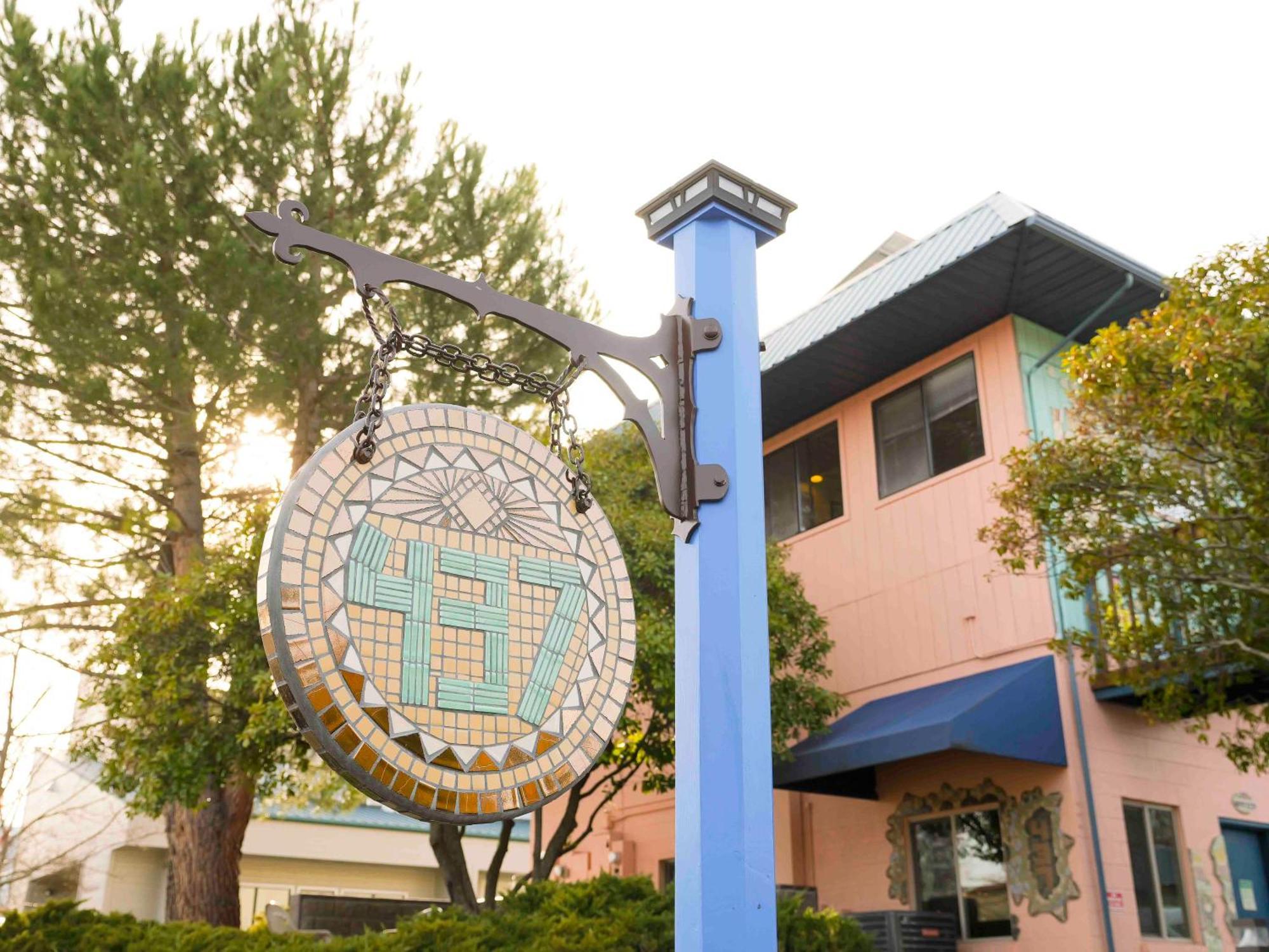 Ashland Commons Hostel Exterior photo