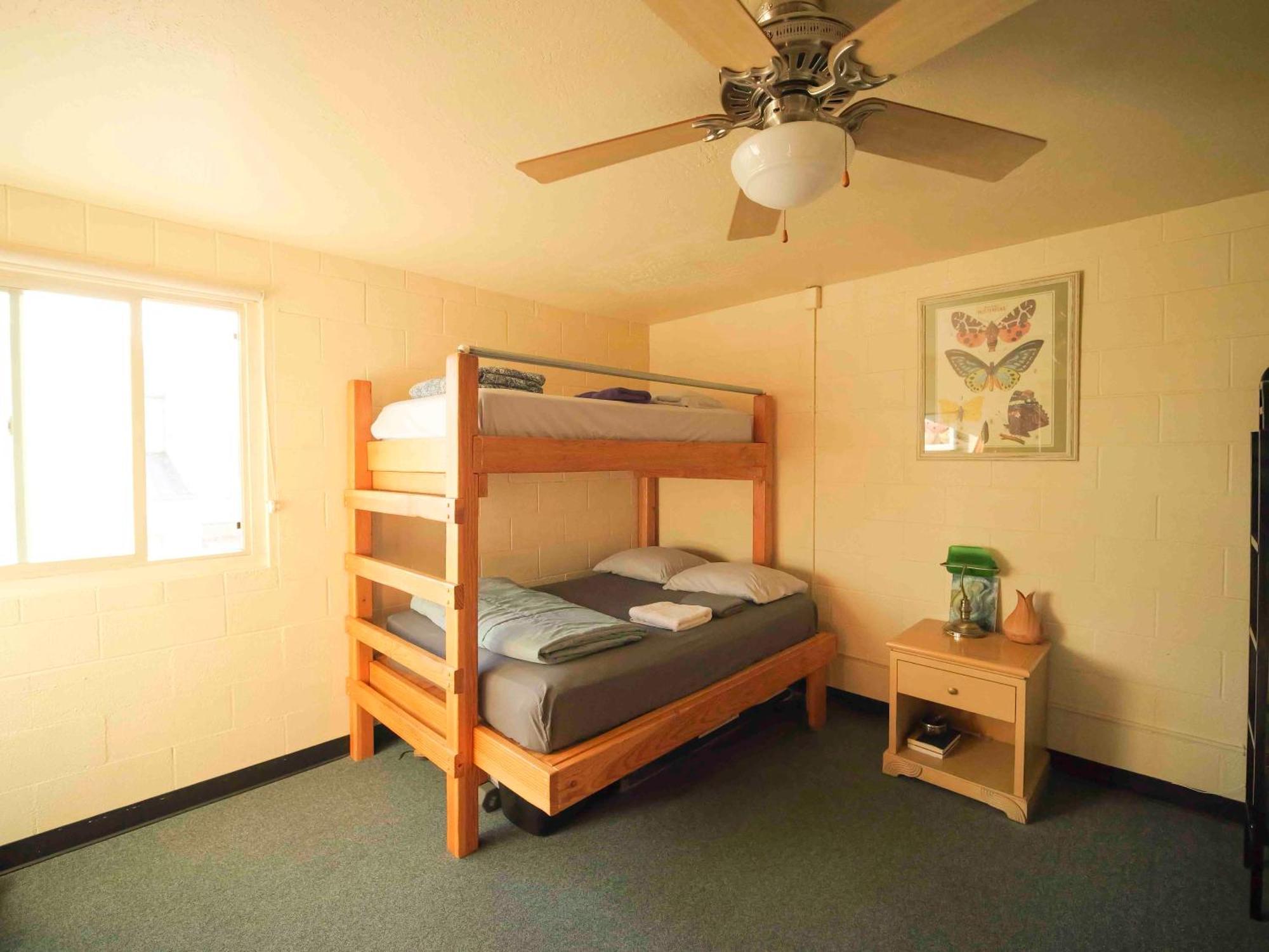 Ashland Commons Hostel Exterior photo