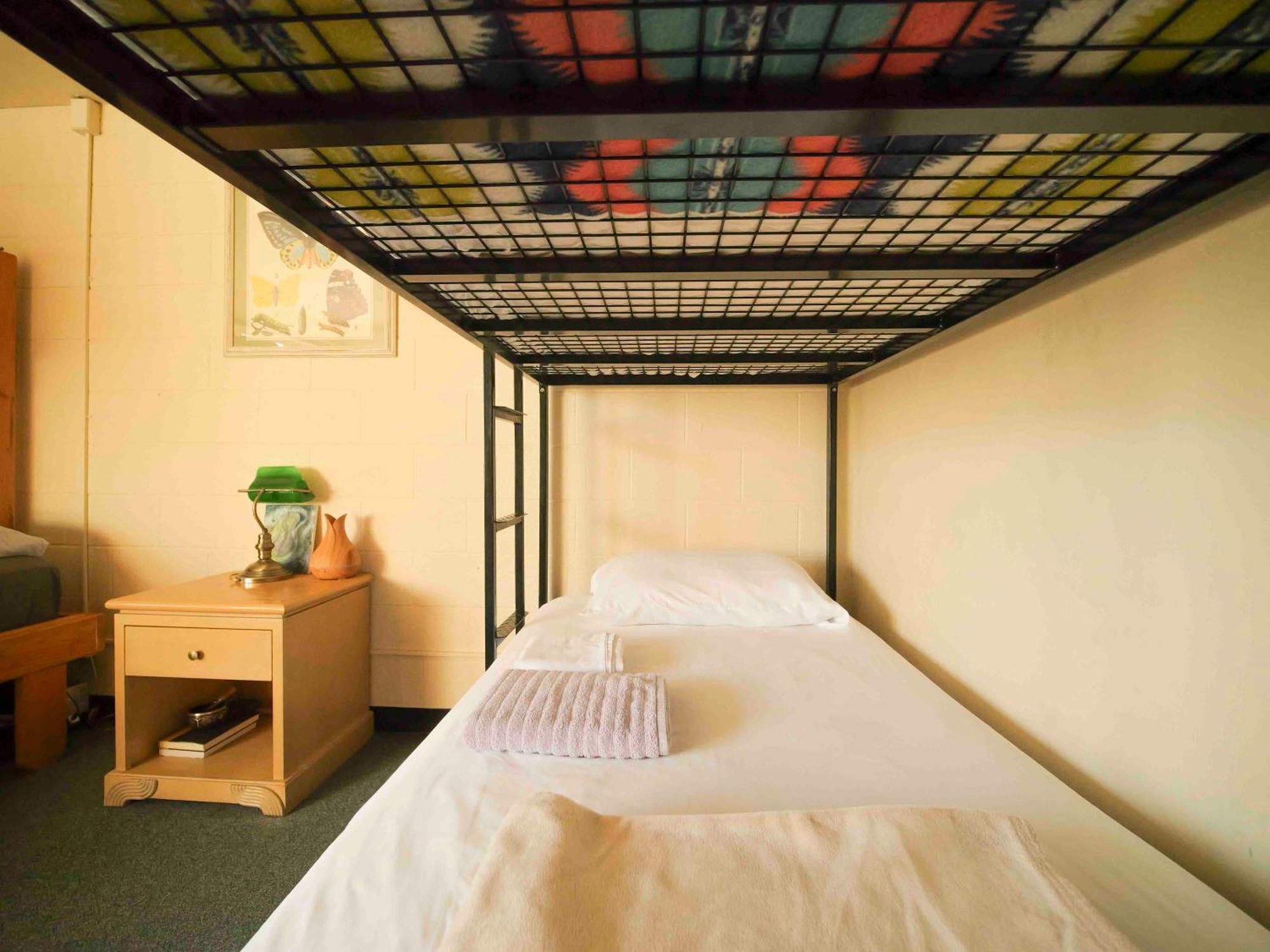 Ashland Commons Hostel Exterior photo